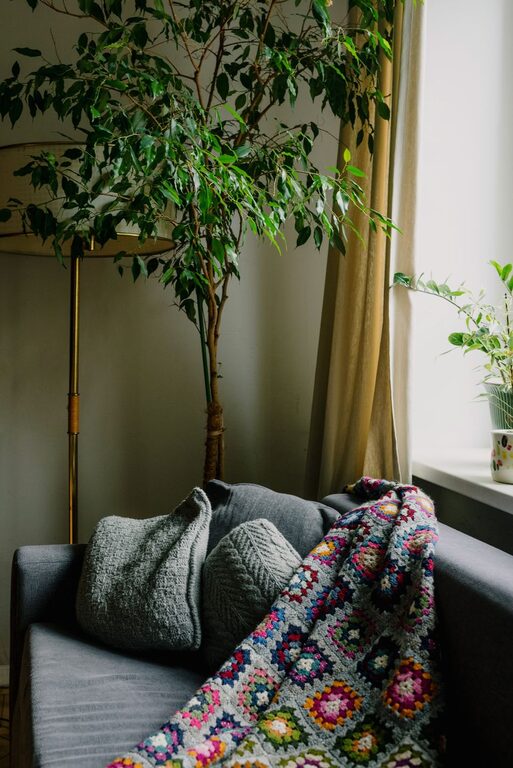 Simple Ways to Create a Cozy and Inviting Home Environment
